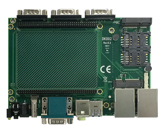 Computer-on-Module's Evaluation Board-DK002_b1